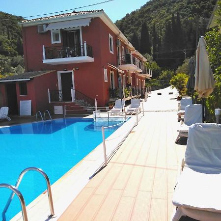 Stella 'S Sea Front Apartments Yénion Dış mekan fotoğraf