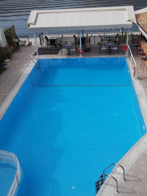Stella 'S Sea Front Apartments Yénion Dış mekan fotoğraf