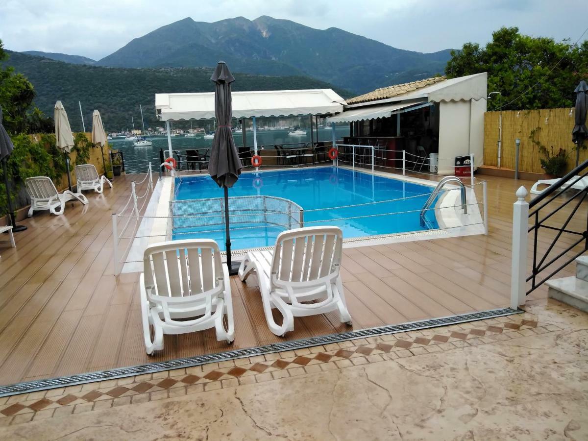 Stella 'S Sea Front Apartments Yénion Dış mekan fotoğraf
