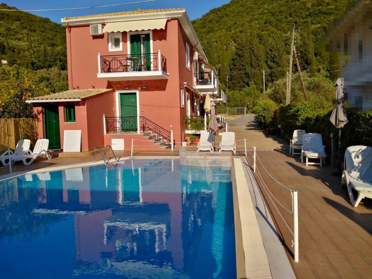 Stella 'S Sea Front Apartments Yénion Dış mekan fotoğraf