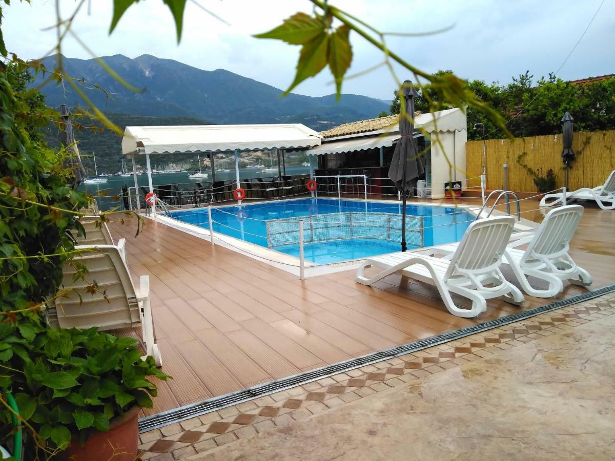 Stella 'S Sea Front Apartments Yénion Dış mekan fotoğraf